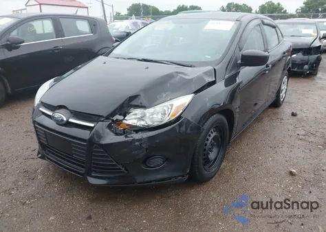 2014 Ford Focus S из США, поврежденный, VIN 1FADP3E25EL142302